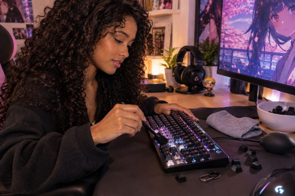 Comment nettoyer un clavier RGB ?